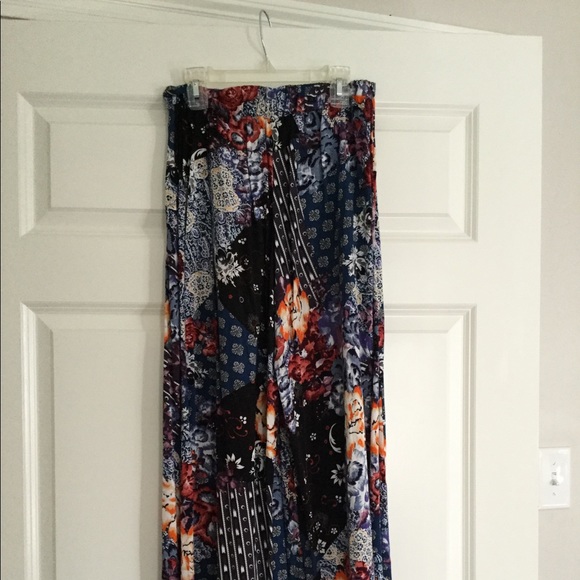 Jaase Flowy Multicolored Patterned Boho Pants - Picture 2 of 3